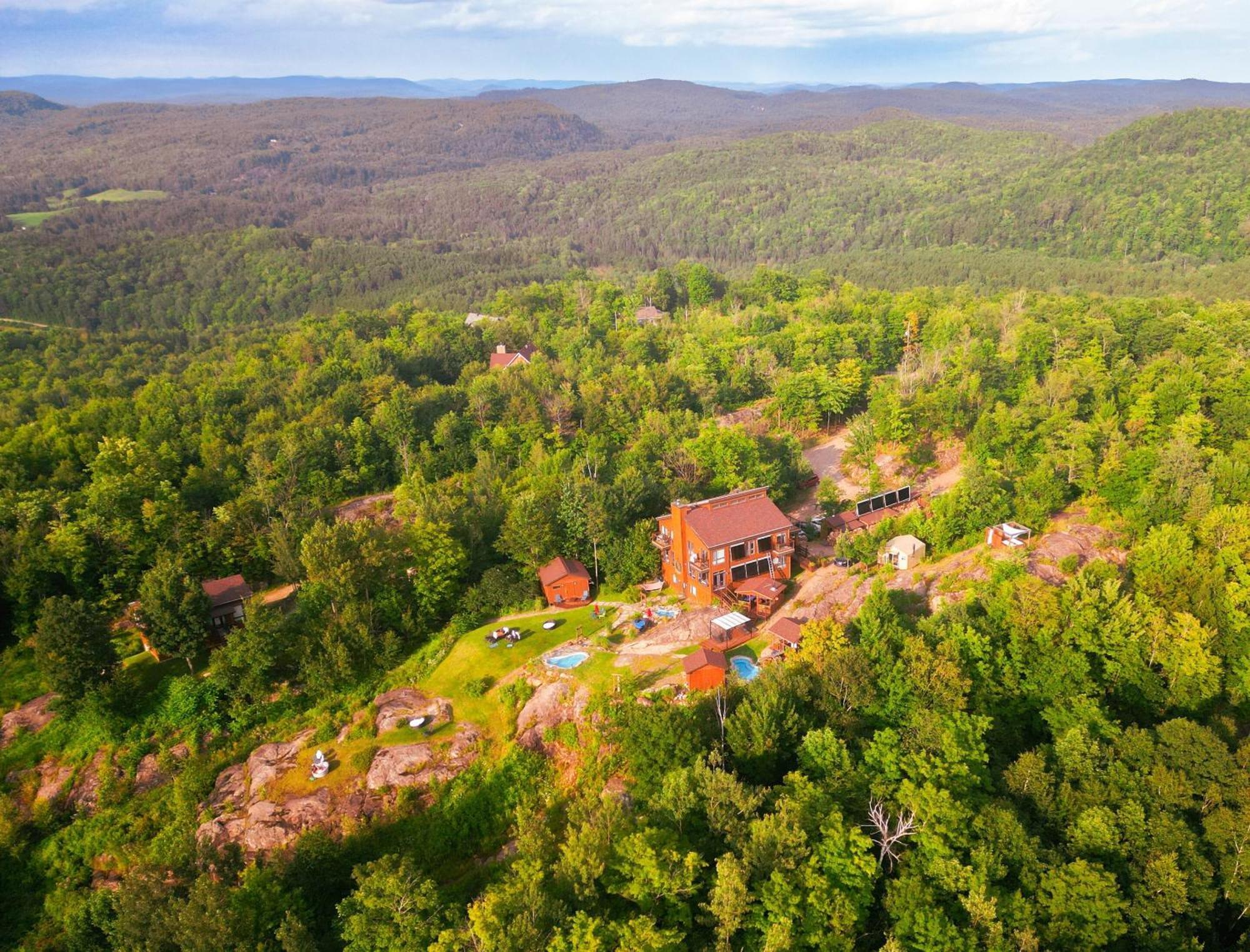 Eco Spa Highland Grenville-Sur-La-Rouge ภายนอก รูปภาพ