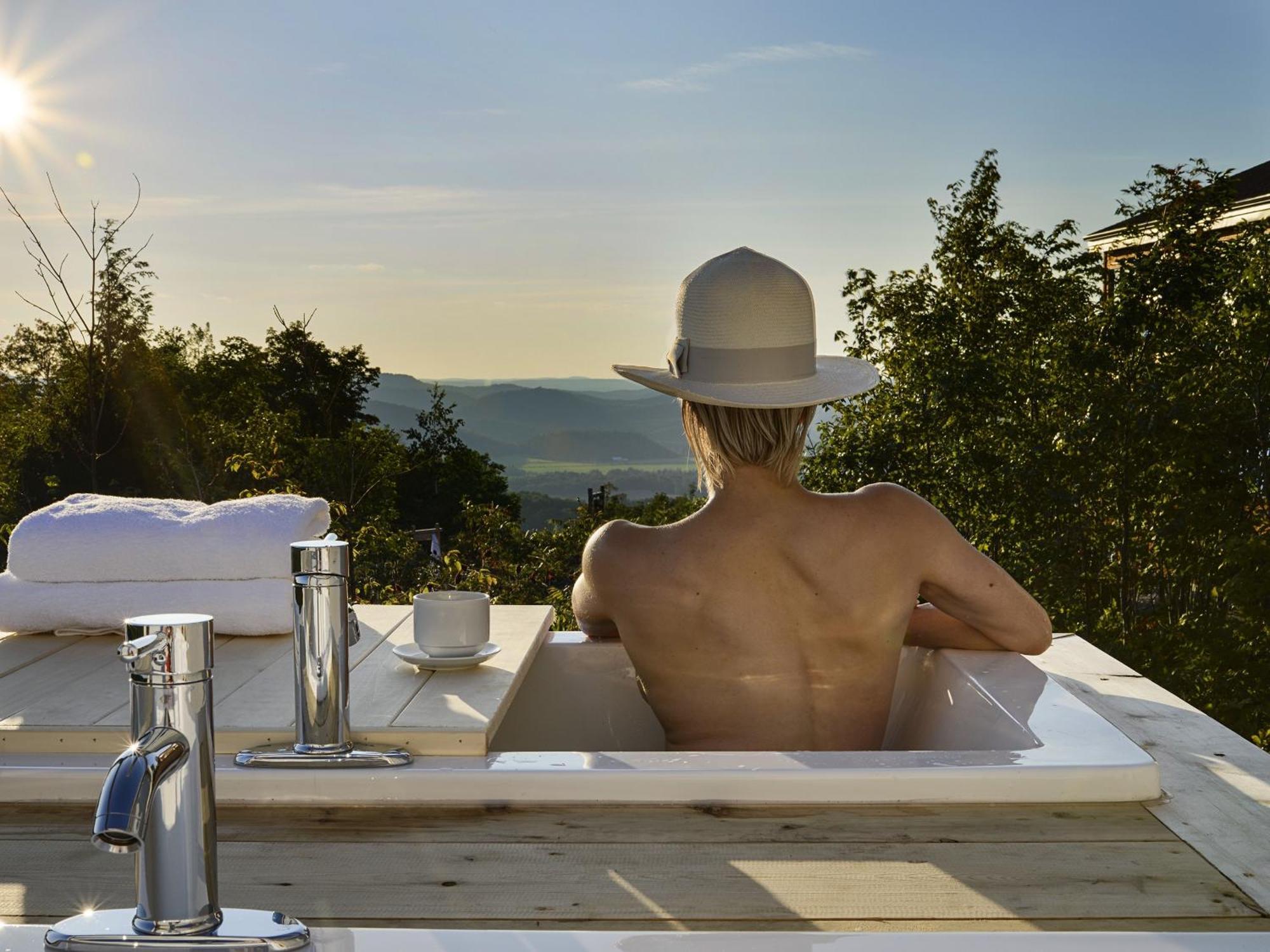Eco Spa Highland Grenville-Sur-La-Rouge ภายนอก รูปภาพ